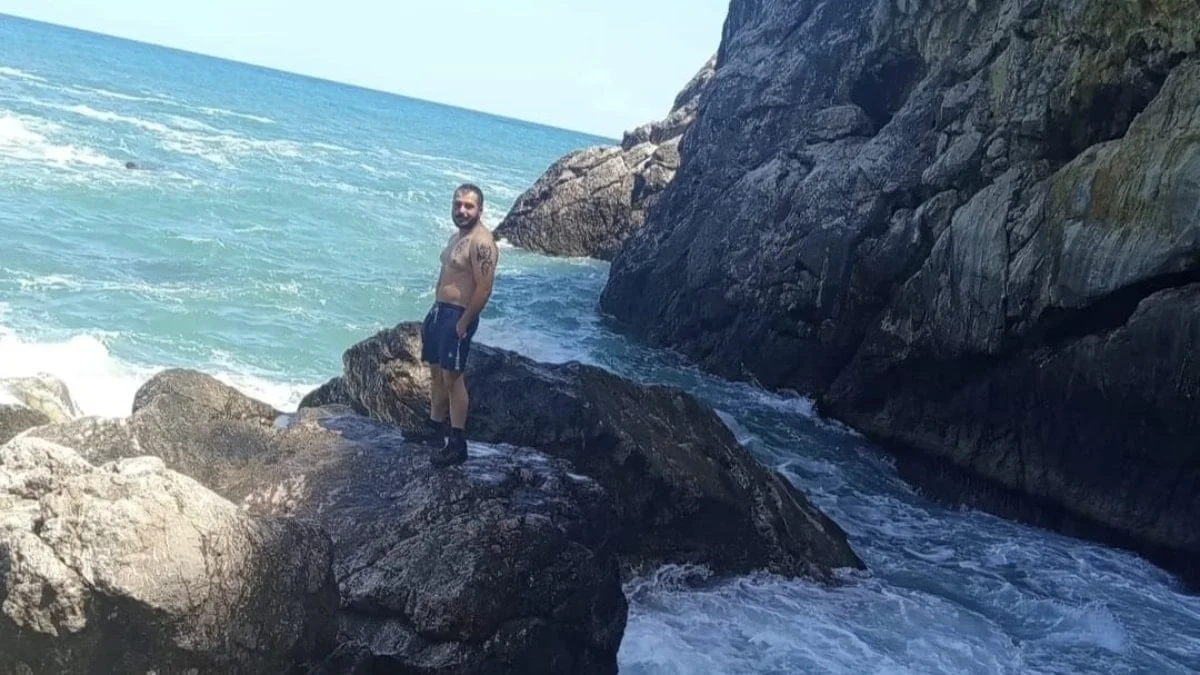 Zonguldak'ta denizde kaybolan genç aranıyor
