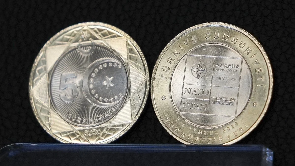 NATO Zirvesi anısına tedavülde kullanılacak 5 lira basıldı