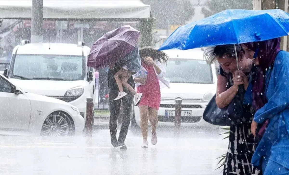 Meteoroloji tarih vererek uyardı! Sağanak yağışlar geri geliyor