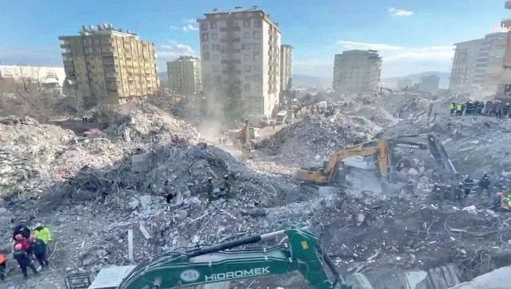 Ebrar Sitesi'nin müteahhidine 17 yıl hapis