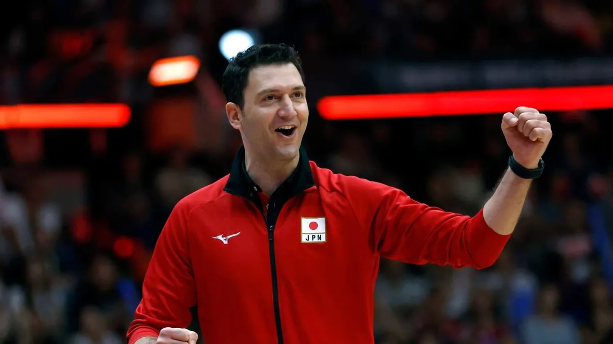 Ferhat Akbaş, Asya'da yılın voleybol başantrenörü seçildi