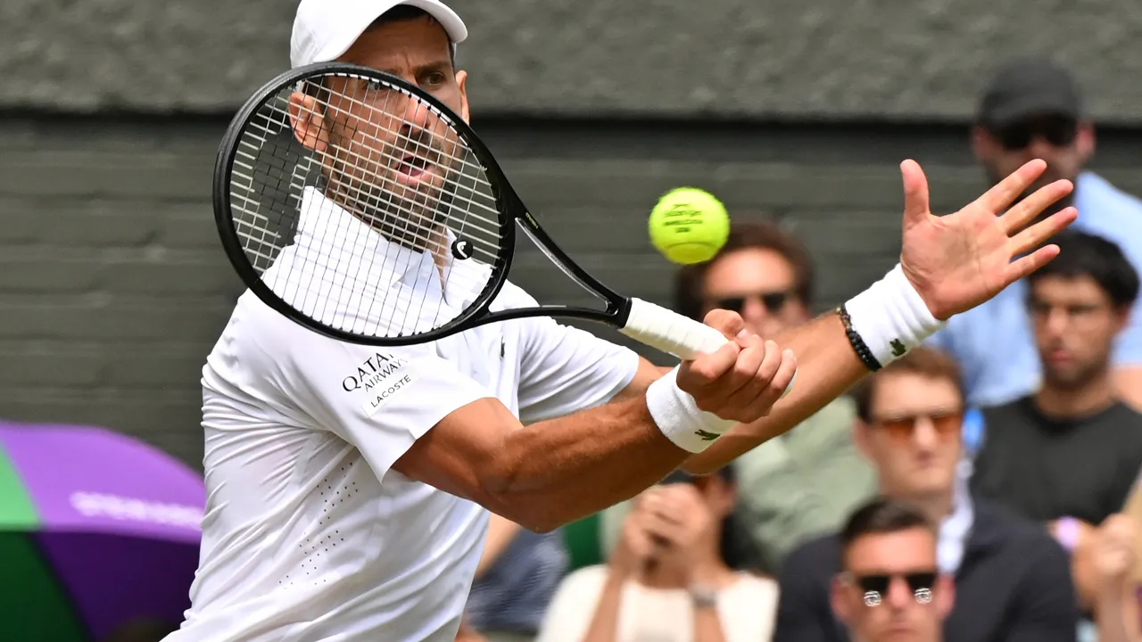 Djokovic'ten yeni rekor: Federer'i geride bıraktı